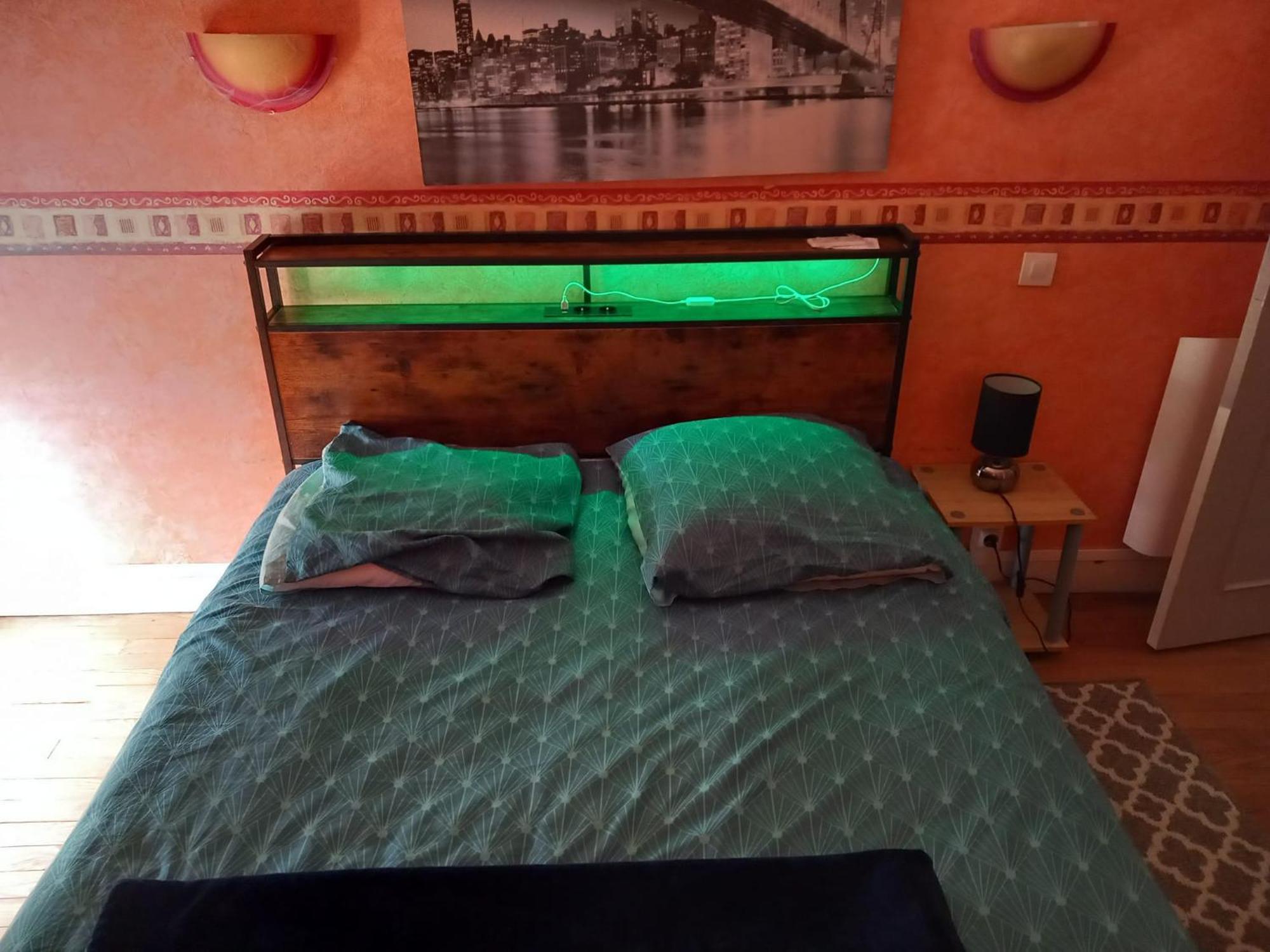 Cap Sud - 53M2- Vue Pyrenees- Hypercentre-Wifi Fibre -Nouvelle Literie Apartamento Tarbes Exterior foto